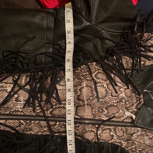 Snake Jacket - Picture 3 of 4